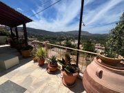 Neo Chorio im Apokoronas Kreta, Neo Chorio: Haus mit atemberaubendem Bergblick zum Verkauf Haus kaufen